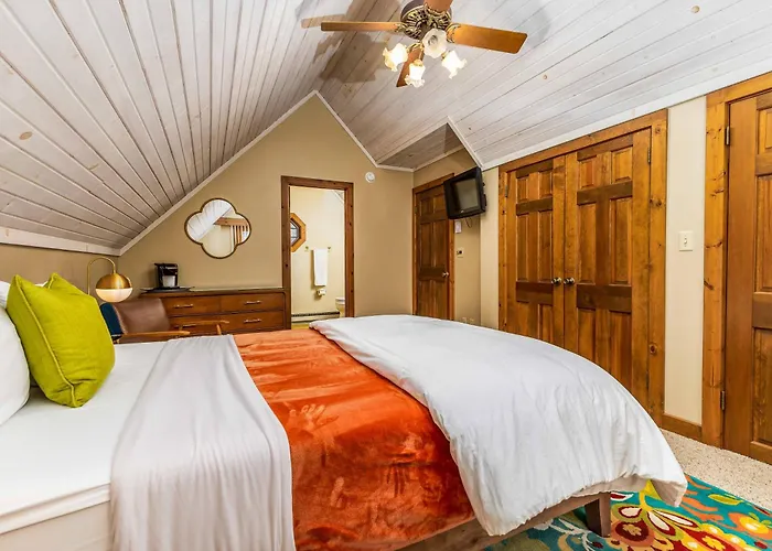 4 Bdrm Dog-friendly Territory Getaway *