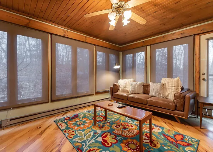 4 Bdrm Dog-friendly Territory Getaway Сasa de vacaciones *